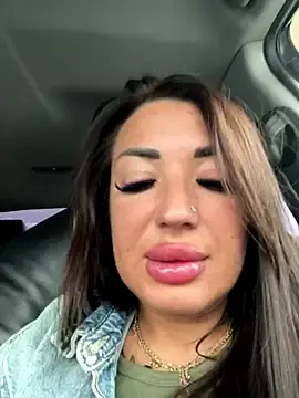 Stripchat Live Sex of RuslanaXX