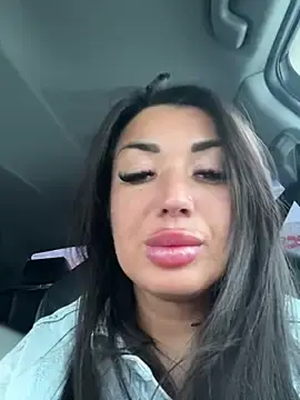 Stripchat Adult Video Chat of RuslanaXX