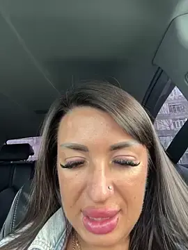 Stripchat Live Sex of RuslanaXX