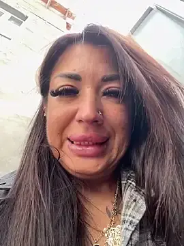 Stripchat Live Sex Cam of RuslanaXX