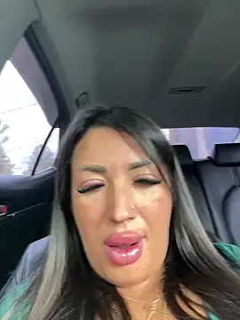 Stripchat Live Sex of RuslanaXX