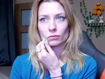 Stripchat Free Live Porn of karo123421