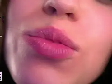 Stripchat Sex Cam of vivid_girls_vg