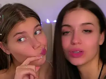 Stripchat Adult Webcam of vivid_girls_vg