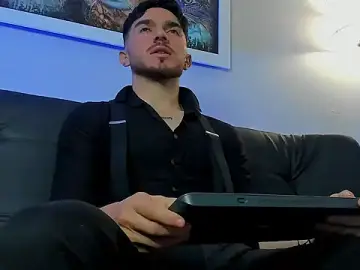 Stripchat Free Live Porn of Dante_Blake1