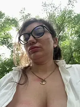 Stripchat Free Live Porn of MooonReal