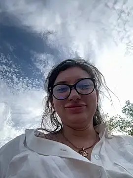 Stripchat Watch Live Sex Cams of MooonReal