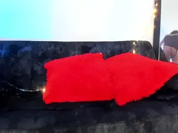 Stripchat Live Sex Cam of isabellalovestory