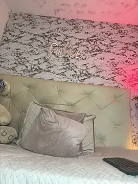 Stripchat Nude Webcam of Lili__taylor