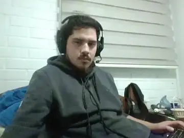 Stripchat Free Live Porn of hung_weeb