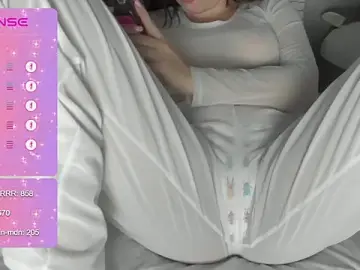 Stripchat Adult Webcam of 92yourbitch922