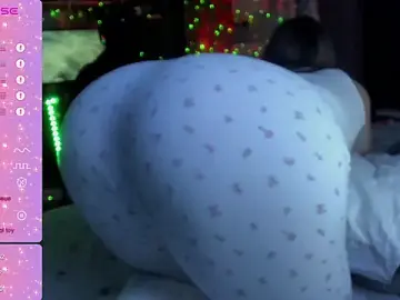 Stripchat Sex Cam of 92yourbitch922