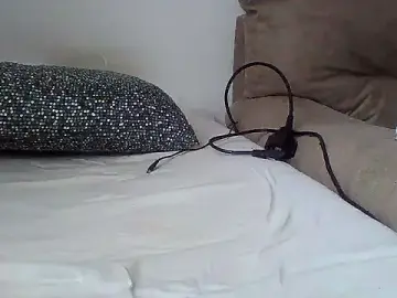 Stripchat Live Sex Cam of blackin_4141