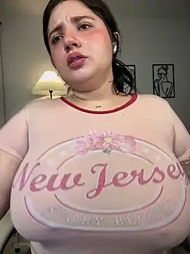 Stripchat Live Sex Cam of horny_roomiess