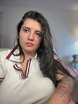 Stripchat Live Porn of horny_roomiess