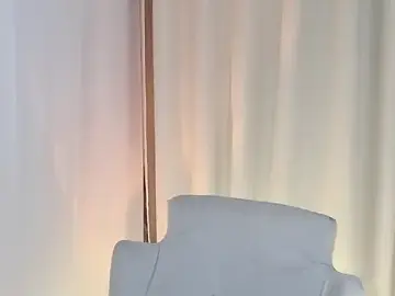 Stripchat Adult Video Chat of QueenZiii