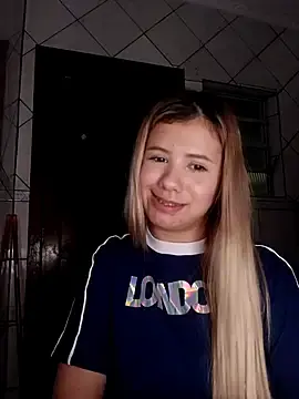 Stripchat Adult Webcams of alice_alves