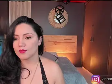 Stripchat Sex Cam of Annaa_rosee