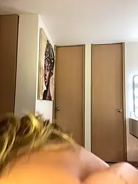 Stripchat Sex Chat of _laura_02