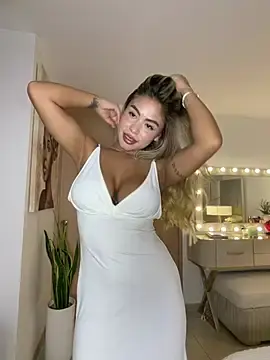 Stripchat Best live sex cam show of _laura_02