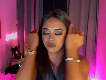 Stripchat Sex Cam of Lorainnelustts