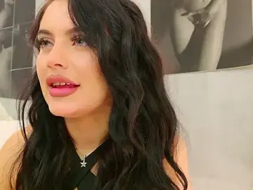 Stripchat Free Porn Cam of celia_chanel