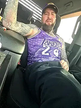 Stripchat Watch Live Sex Cams of Beardedtattood