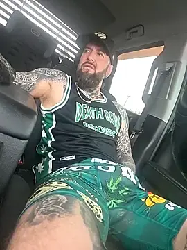 Stripchat Best Webcam of Beardedtattood