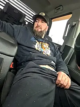 Stripchat Nude Webcam of Beardedtattood