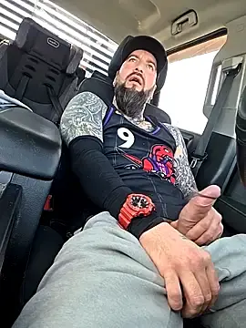 Stripchat Best live sex cam show of Beardedtattood