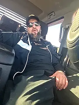 Stripchat Adult Webcam of Beardedtattood