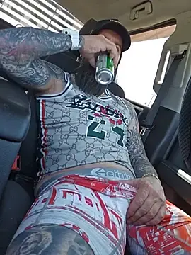 Stripchat Best live sex cam show of Beardedtattood