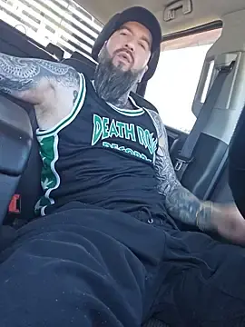 Stripchat Live Sex of Beardedtattood