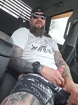 Stripchat Sex Chat of Beardedtattood