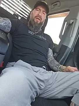 Stripchat Best Webcam of Beardedtattood