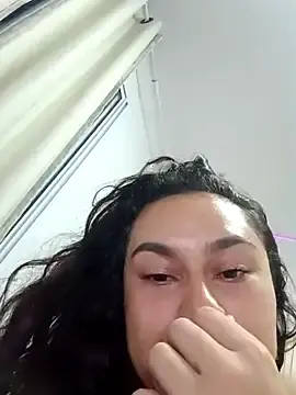 Stripchat Live Porn of yummi__priv