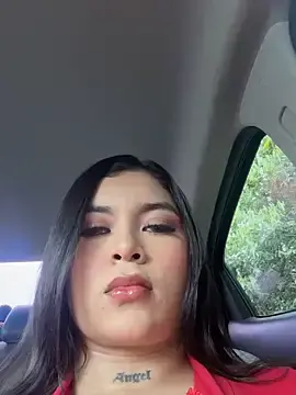 Stripchat Live Sex Cam of Skyy_Angel