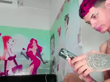 Stripchat Free Porn Cam of amazing_group_hot69