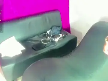 Stripchat Watch Live Sex Cams of amazing_group_hot69