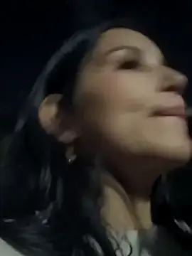 Stripchat Free Porn Cam of the_queen_of_street