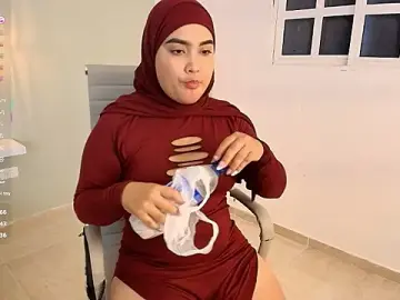 Stripchat Adult Webcam of Habi_arabic