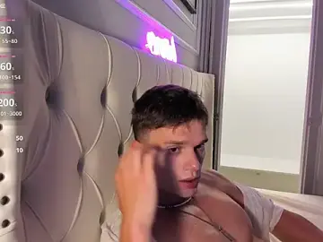 Stripchat Sex Cam of fresh_b1ood