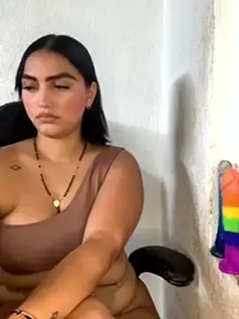 Stripchat Nude Webcam of Mia_em