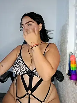 Stripchat Watch Live Sex Cams of Mia_em