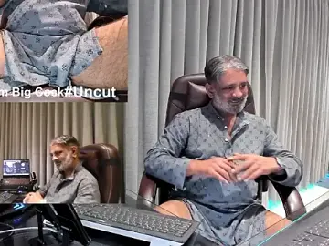 Stripchat Live Porn of OnlineBossUK