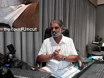 Stripchat Watch Live Sex Cams of OnlineBossUK