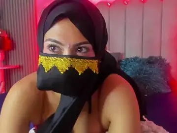 Stripchat Live Sex Cam of Layla_amirah