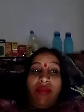 Stripchat Nude Webcam of Hotty-Nidhi