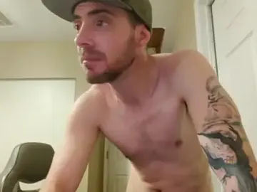 Stripchat Sex Cam of Huntzg23