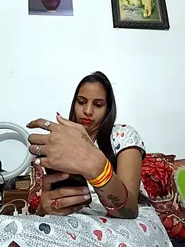 Stripchat Sex Cam of Sexy-Kavya2